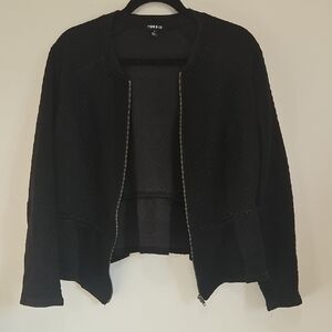 TORRID BLACK SOFT BLAZER PROFESSIONAL RUFFLED TEIM WAISTE ZIPPER